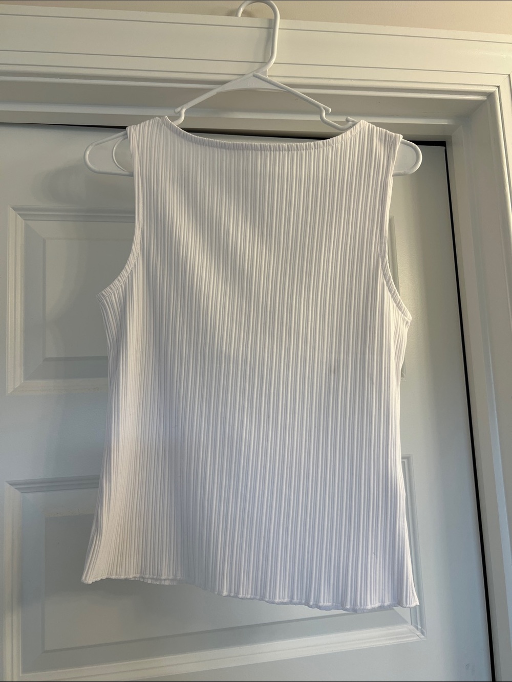 Madewell White Vertical Ribbed Sleeveless Tank